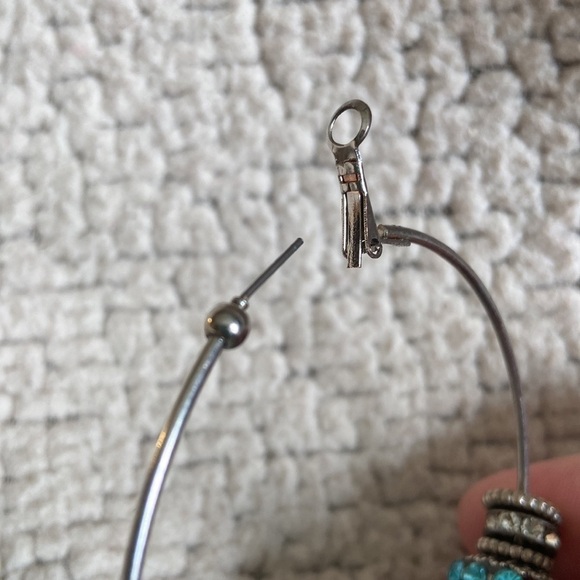 💙 Faux Blue Topaz Rhinestone and Silver Tone Large Hoop Earrings Handmade - Picture 4 of 8